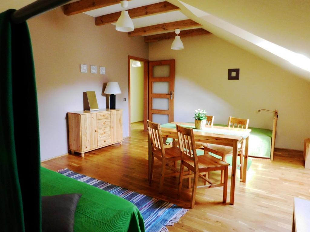 Strzegom Apartament-Pokoje Apartment Exterior photo